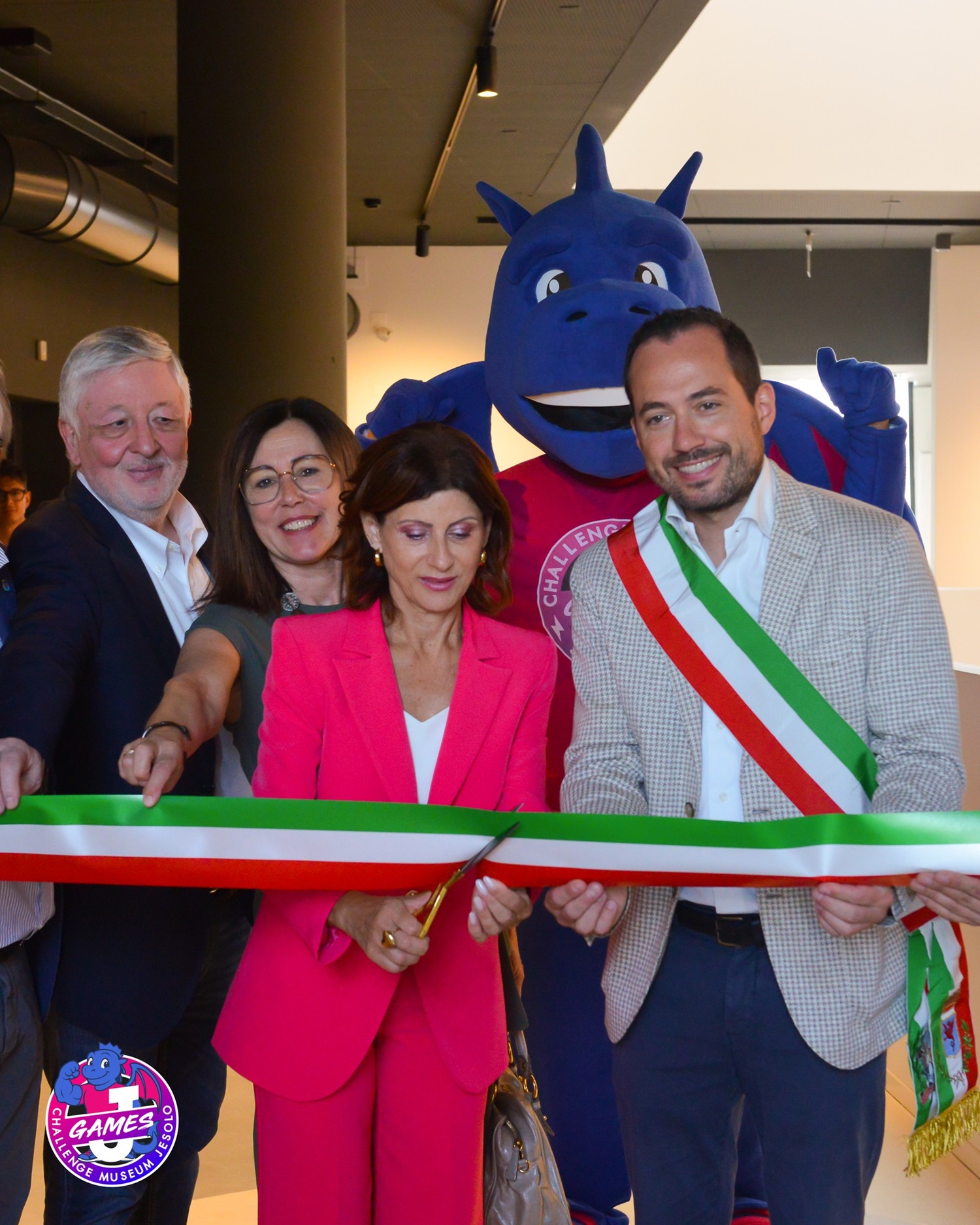 realizzazione mascotte engagement