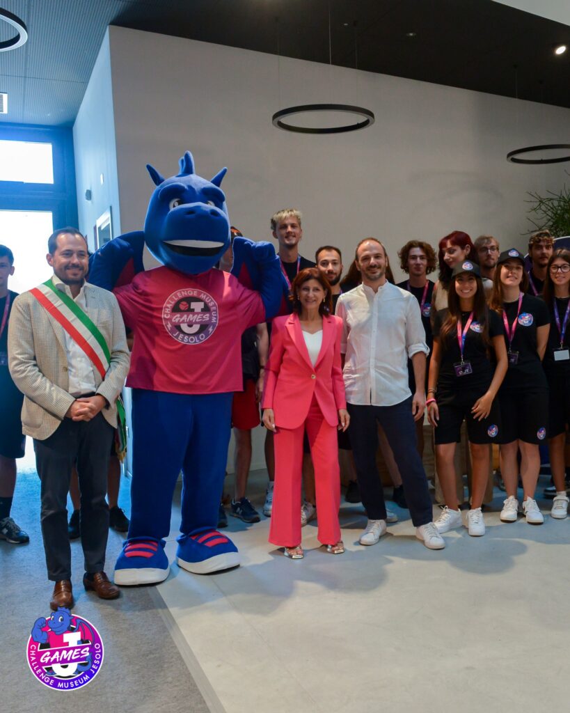 realizzazione mascotte entroit